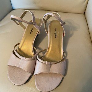 Vanity Fair Sandals in Soft Lilac